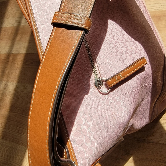 Coach Pink large handbag - Picture 12 of 13